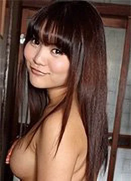 河村えりな