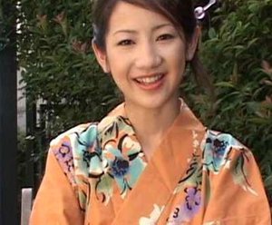 美乳浴衣美人1