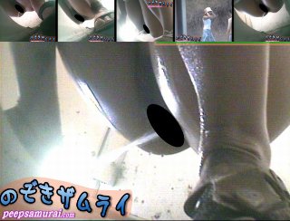 ビーチ駐車場の汚い便所 3