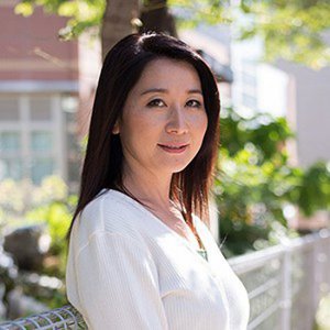 実歩 - 素人アダルト動画