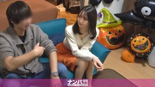 百戦錬磨のナンパ師のヤリ部屋で、連れ込みSEX隠し撮り 230 家に連れ込んだ色白スレンダー美少女を口説いてSEX!その一部始終を隠しカメラで盗撮!ご奉仕大好きな彼女はことあるごとにチ●ポを舐めたがり… MGS