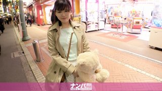 マジ軟派、初撮。 1359 ゲーセンで一人で遊んでたところをナンパ成功!男優の強引な攻めにたじろぎながらも流されてセックスしてしまう現役JD!! MGS