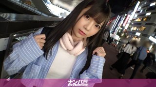マジ軟派、初撮。 1954 バイトでミスってヤケ酒してるかわいこちゃん発見!どしたん話聞こうか?とホテルに連れ込む!Hなことに興味津々のようなのでおっぱいに手を伸ばす…!ムチッと色白で抱き心地良し!可愛い声で鳴きながら膣奥ピストンで絶頂! MGS