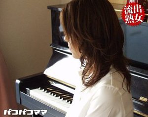 真中ゆう 31歳 B-88 W-56 H-86