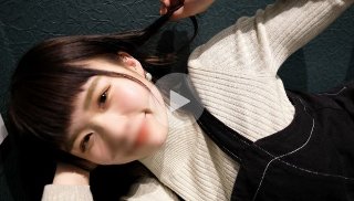 【田舎の美容師は超美乳】漫画喫茶でスリル満点のイチャラブハメ撮り。久しぶりのセクロスなのに声が出せない状況に大興奮…濡れまくりのEカップ美女 - 《完全素人》のマリ