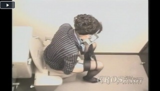 憧れのCAおしっこ盗撮　3