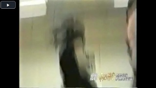 コミケで発見！コスプレ娘の露出パンチラ　6