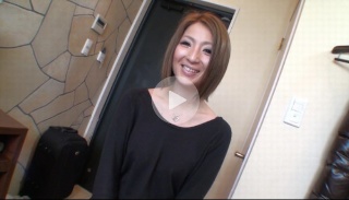 GIRLS&BOUGA 24歳OL満嶋ひかり似ギャルは生の騎上位が特に好き。自分で子宮をガンガン突いて膣中に出されて連続忘我しちゃうひかりがリアルでエロ - れい