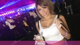 日本最大級EDMイベント・U〇TRA JAPANでテンションアゲアゲの日焼け巨乳ギャルを激ノリナンパ!音楽フェスで開放的になったお股からの潮吹きスプラッシュ!からのアゲアゲチ〇ポでサウンド刻むぜパコパコSEX! MGS