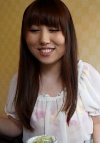 地方の満たされない若妻さんに愛の手を!?平日の昼下がり欲求不満解消に不倫SEXを愉しむ淫らな性癖