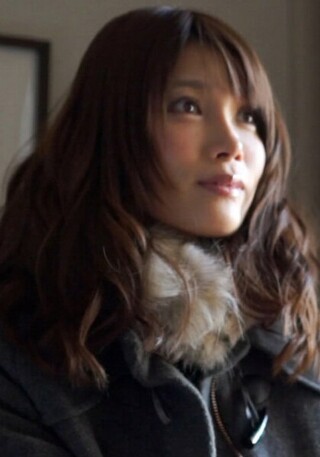少子化問題についてのアンケートとホテルに誘い込まれた綺麗な若妻さん。流れでカメラの前で不倫SEX…がまさかのAV流出!