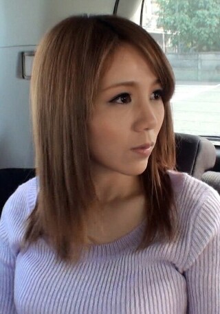 イケイケギャル風若妻さんをナンパしてその気にさせて中出しSEX!新婚1年なのに既にセックスレス!熟れたカラダをAVで発散!