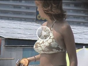 ビーチのギャルは隙だらけ11