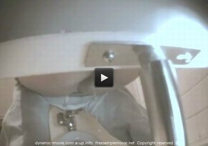 某女子大和式トイレ盗撮 1