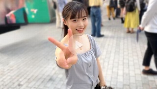 ※在庫限り※身長139cmCカップ。有名製菓CM出演の18歳の元キッズモデル。剛毛アンダーヘアーを初公開！ 衝撃の中出し込み3連続射精映像 ※数量限定先着順で原版送付 - 素人