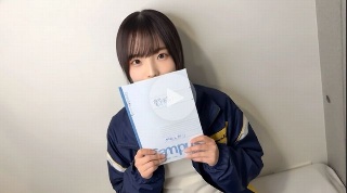 身長145cm 18才 県立野球部マネージャー 初体験の限界潮吹き。事前NG一切なしの最も過激な喪失中出し - 素人