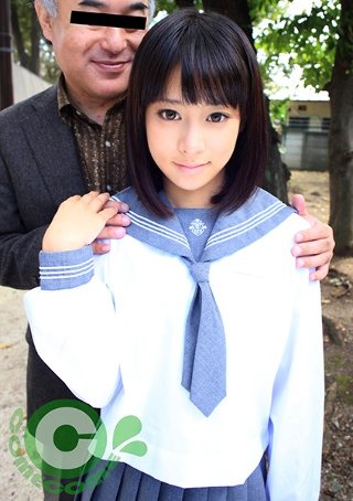 エッチな制服美少女がオジサンにお股をおっ拡げてカチカチ中年チ○ポを膣奥まで咥え込み、飢えてる激しいピストン挿入を受け止めるセックス! 瀬乃ゆいか