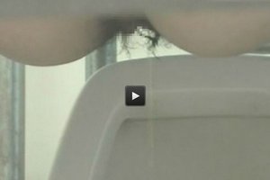 地方都市の公衆トイレ張り込み盗撮 12