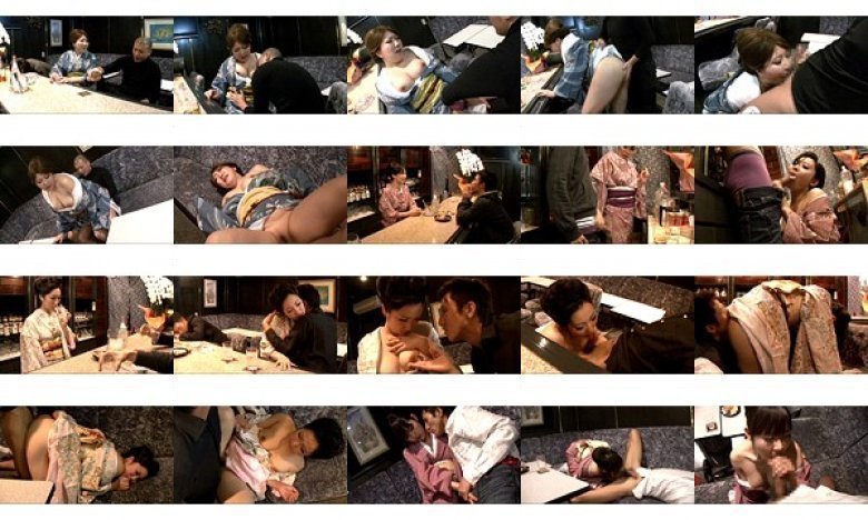 スナックの閉店後に酔っぱらった勢いでセクハラしても怒らないママはヤれる:イメージ画像