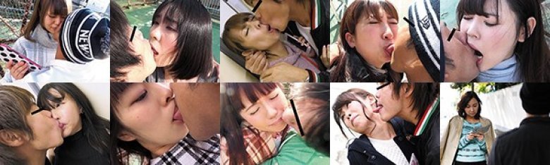 スマホゲームに夢中は危ない！STOP歩きスマホ！ レアキャラGET！？歩きスマホをしている奥さんに突然ディープキスする男3:イメージ画像