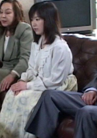 川辺で食堂を営む夫婦と家出娘!おじさんの愛情溢れるSEXに心を開く官能ハートフルドラマ!