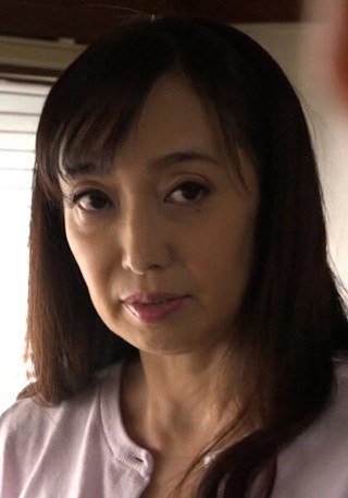 両親のSEXを見てしまった息子。母にしゃぶらせたチ○ポの味!