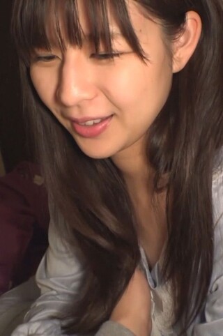 连哥哥的鸡鸡都照顾的妹妹……不告诉父母的秘密举动